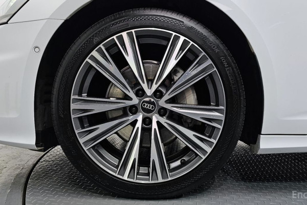 2022 Audi A6 с пробегом 86 177 км