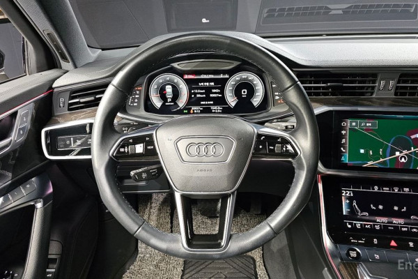 2021 Audi A6 с пробегом 92 027 км