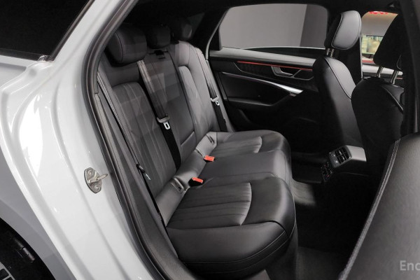 2023 Audi A6 с пробегом 22 642 км