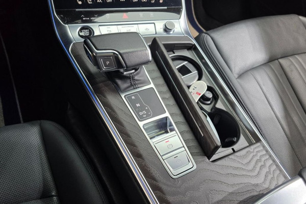 2022 Audi A6 с пробегом 70 078 км