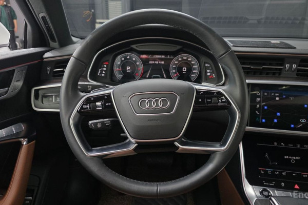 2023 Audi A6 с пробегом 52 651 км