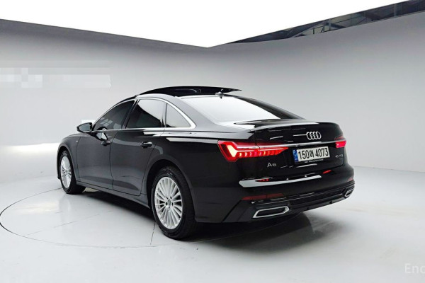 2021 Audi A6 с пробегом 37 098 км