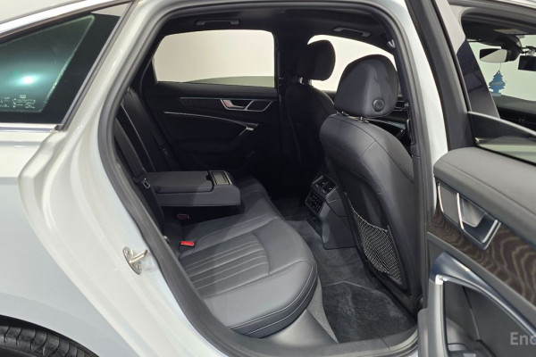 2021 Audi A6 с пробегом 36 499 км