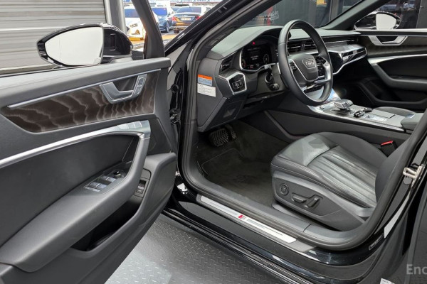 2022 Audi A6 с пробегом 68 741 км