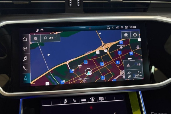 2025 Audi A6 с пробегом 15 729 км