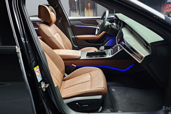 2022 Audi A6 с пробегом 54 920 км