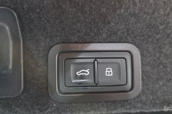 2020 Audi A6 с пробегом 117 919 км