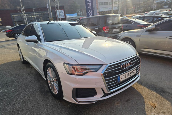 2021 Audi A6 с пробегом 42 102 км