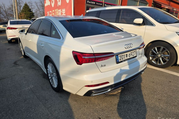 2021 Audi A6 с пробегом 42 102 км