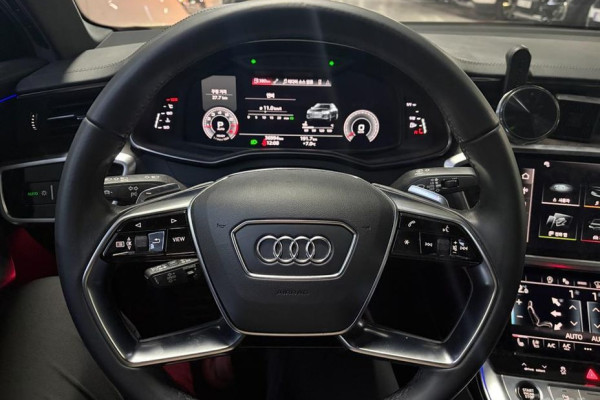 2022 Audi A6 с пробегом 36 995 км