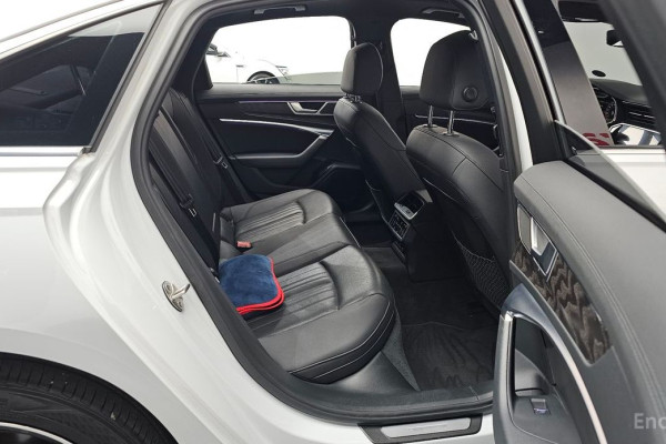 2022 Audi A6 с пробегом 51 832 км