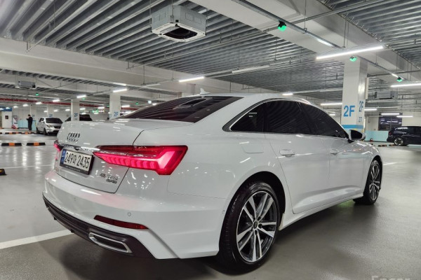 2021 Audi A6 с пробегом 48 587 км