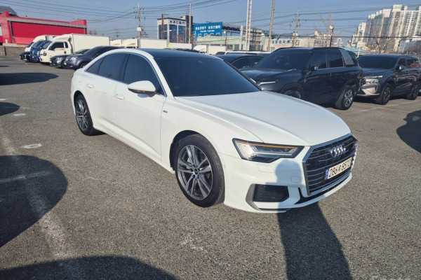 2023 Audi A6 с пробегом 40 645 км