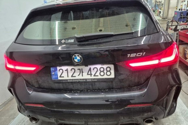 2023 BMW 1 серии с пробегом 40 084 км