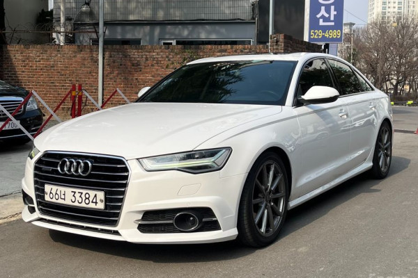 2015 Audi A6 с пробегом 115 650 км