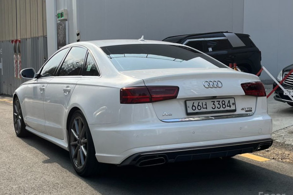 2015 Audi A6 с пробегом 115 650 км