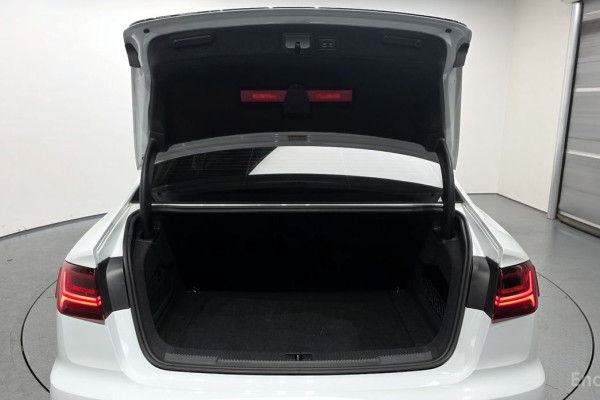 2015 Audi A6 с пробегом 132 549 км