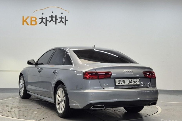 2015 Audi A6 с пробегом 87 754 км