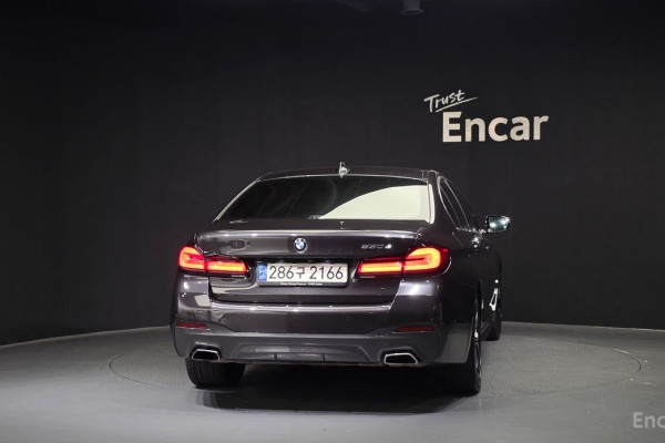 2021 BMW 5 серии с пробегом 81 076 км