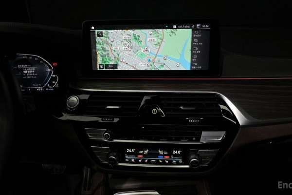 2021 BMW 5 серии с пробегом 81 076 км