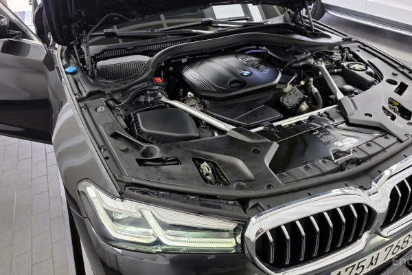 2020 BMW 5 серии с пробегом 76 862 км