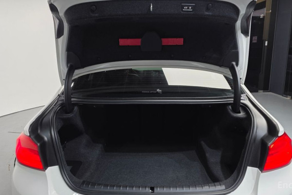 2020 BMW 5 серии с пробегом 69 346 км