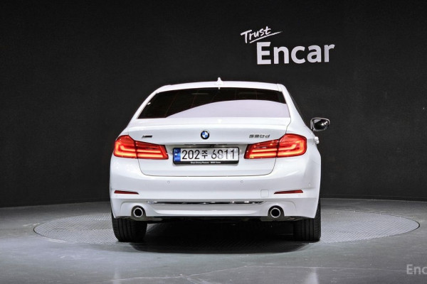 2020 BMW 5 серии с пробегом 60 979 км