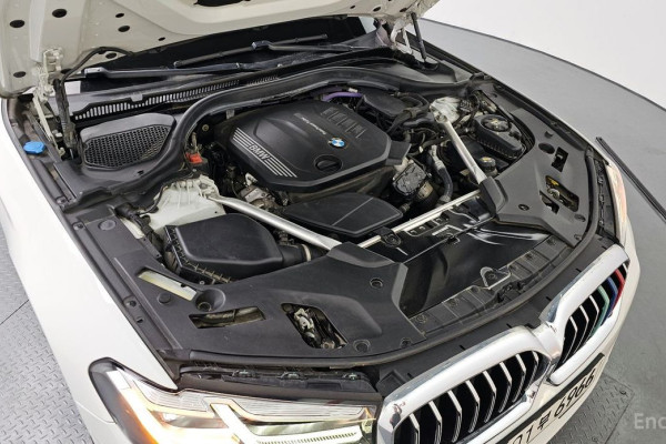 2021 BMW 5 серии с пробегом 109 237 км