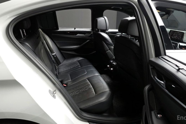 2020 BMW 5 серии с пробегом 79 663 км