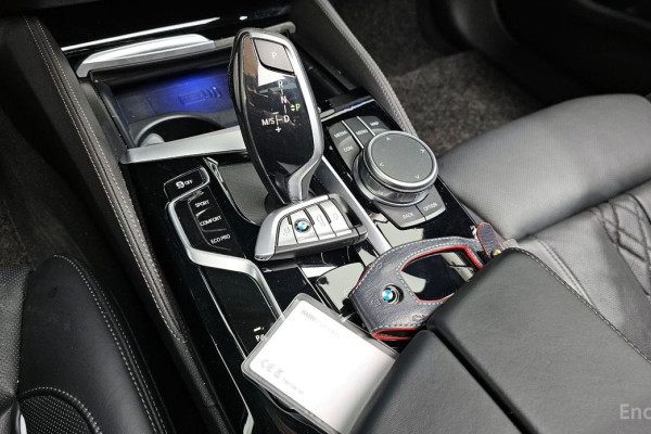 2021 BMW 5 серии с пробегом 109 237 км