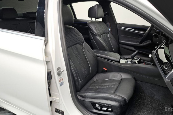 2021 BMW 5 серии с пробегом 109 237 км