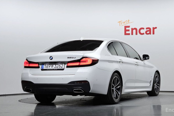 2021 BMW 5 серии с пробегом 99 892 км