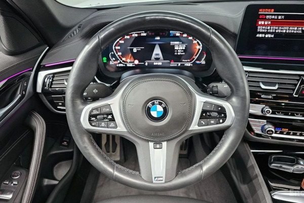 2021 BMW 5 серии с пробегом 99 892 км