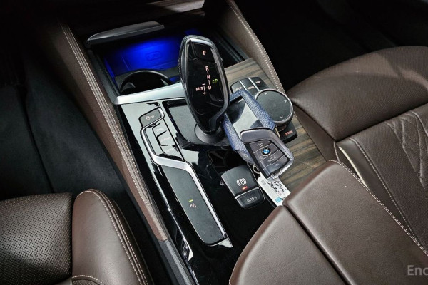 2020 BMW 5 серии с пробегом 84 509 км