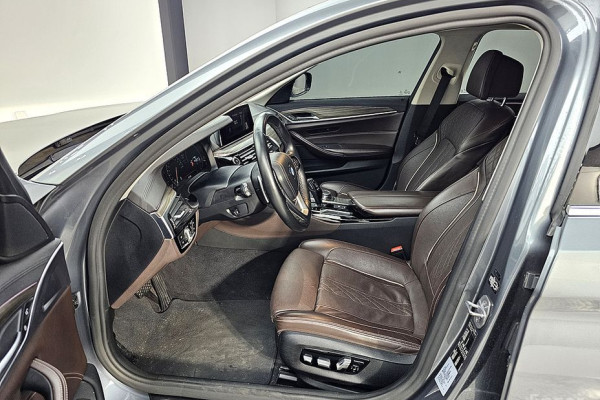 2019 BMW 5 серии с пробегом 120 099 км