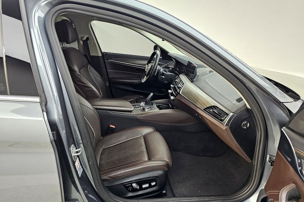 2019 BMW 5 серии с пробегом 120 099 км