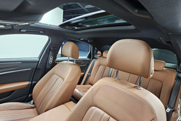 2021 Audi A6 с пробегом 65 953 км