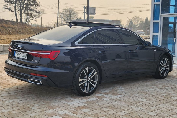 2022 Audi A6 с пробегом 67 821 км
