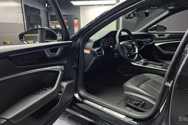 2022 Audi A6 с пробегом 72 521 км