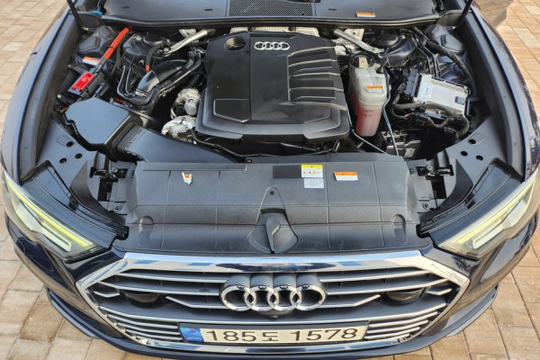 2022 Audi A6 с пробегом 67 821 км