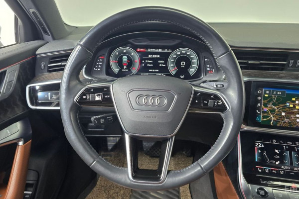 2021 Audi A6 с пробегом 111 016 км
