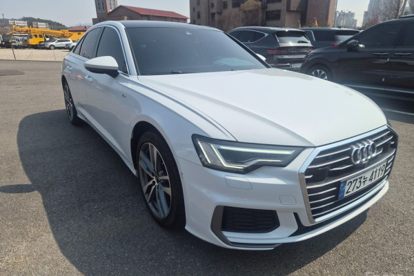 2022 Audi A6 с пробегом 47 317 км