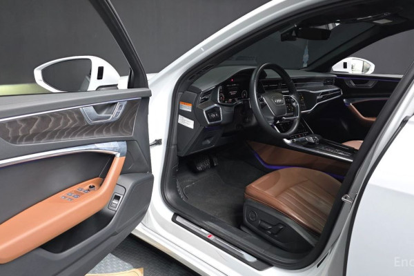 2022 Audi A6 с пробегом 46 080 км