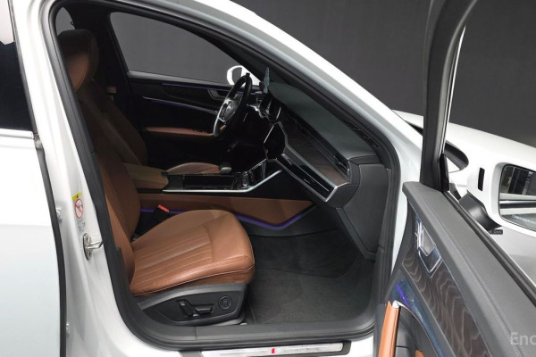 2022 Audi A6 с пробегом 46 080 км