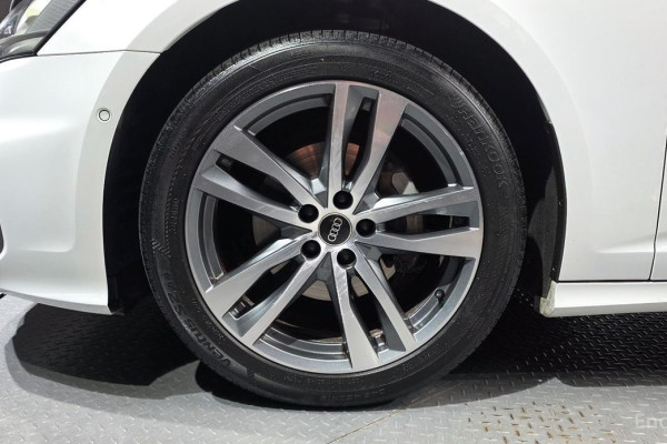 2022 Audi A6 с пробегом 71 939 км