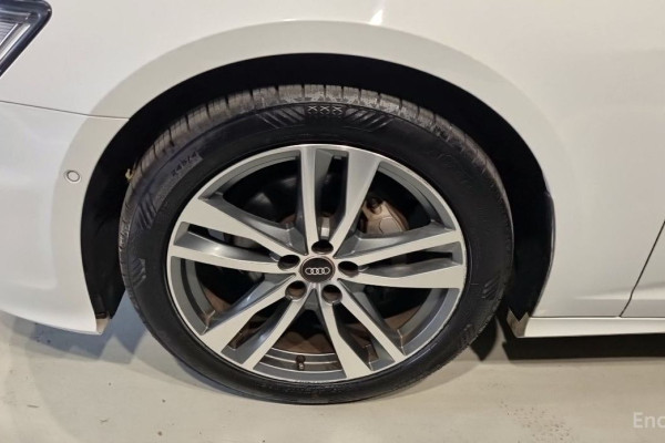 2021 Audi A6 с пробегом 67 650 км