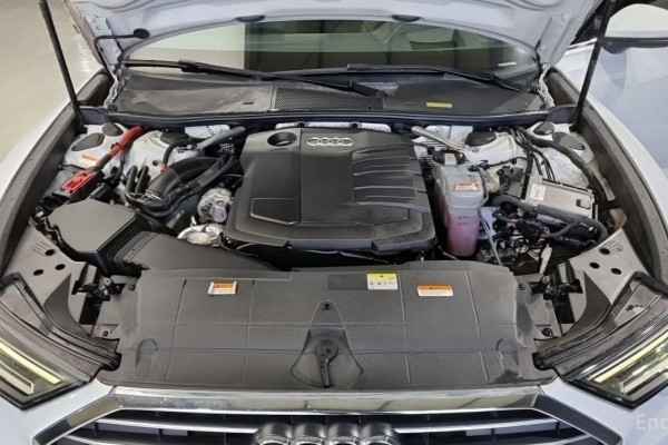 2021 Audi A6 с пробегом 67 650 км