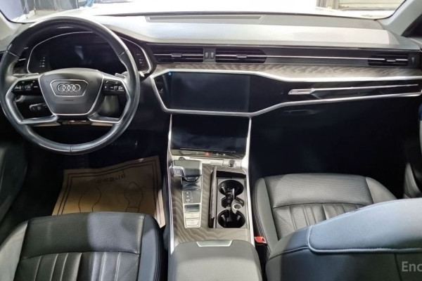 2021 Audi A6 с пробегом 67 650 км