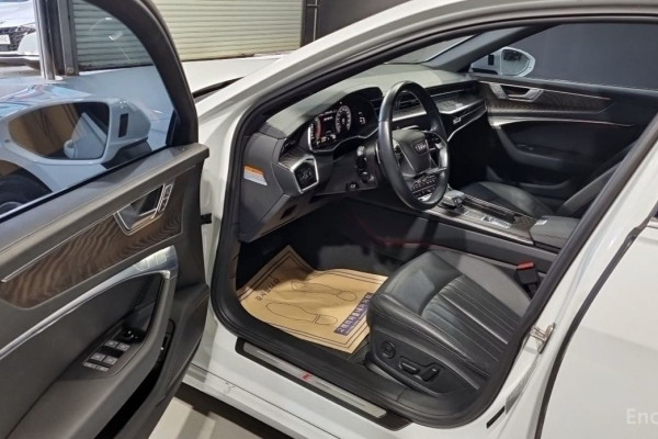 2021 Audi A6 с пробегом 67 650 км