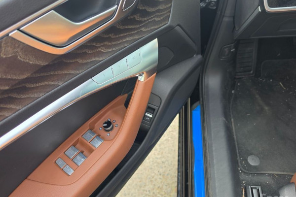 2022 Audi A6 с пробегом 54 636 км